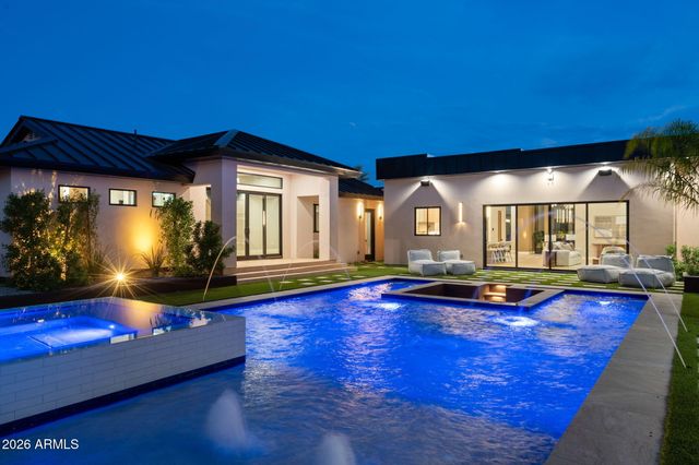 4332 E Vermont Avenue, Phoenix, AZ 85018
