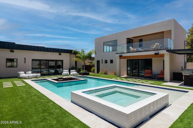 4332 E Vermont Avenue, Phoenix, AZ 85018