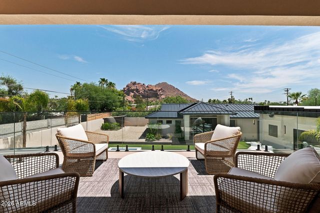 4332 E Vermont Avenue, Phoenix, AZ 85018
