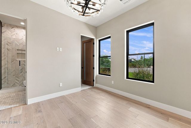 4332 E Vermont Avenue, Phoenix, AZ 85018