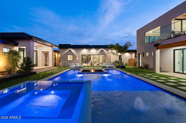 4332 E Vermont Avenue, Phoenix, AZ 85018