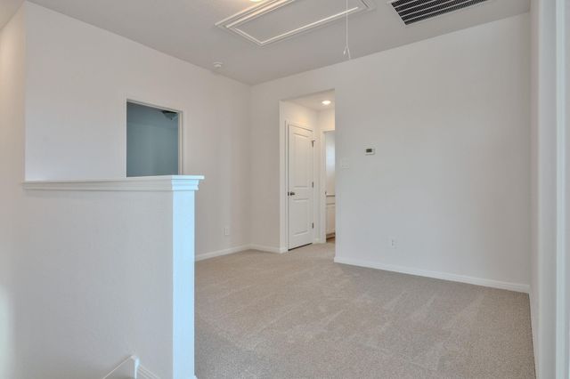 129 Honey Bee RD, Jarrell, TX 76537