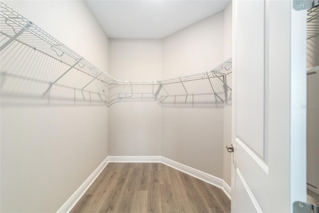 Image 28 of property listing at 10650 SW 101ST LANE ROAD, Ocala, FL 34481