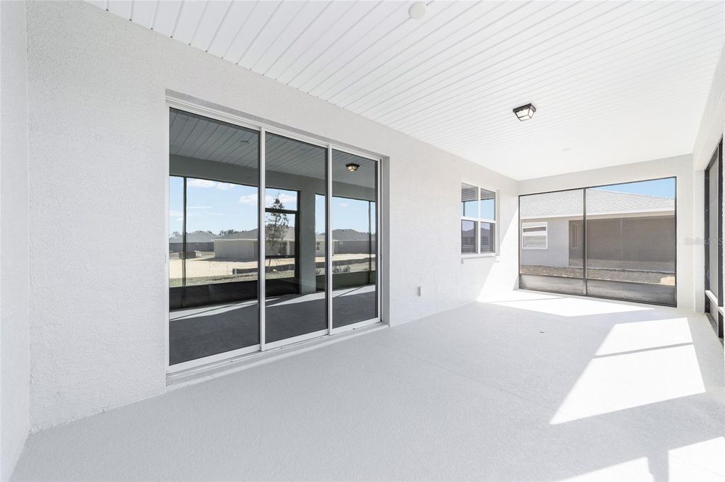 Image 37 of property listing at 10650 SW 101ST LANE ROAD, Ocala, FL 34481