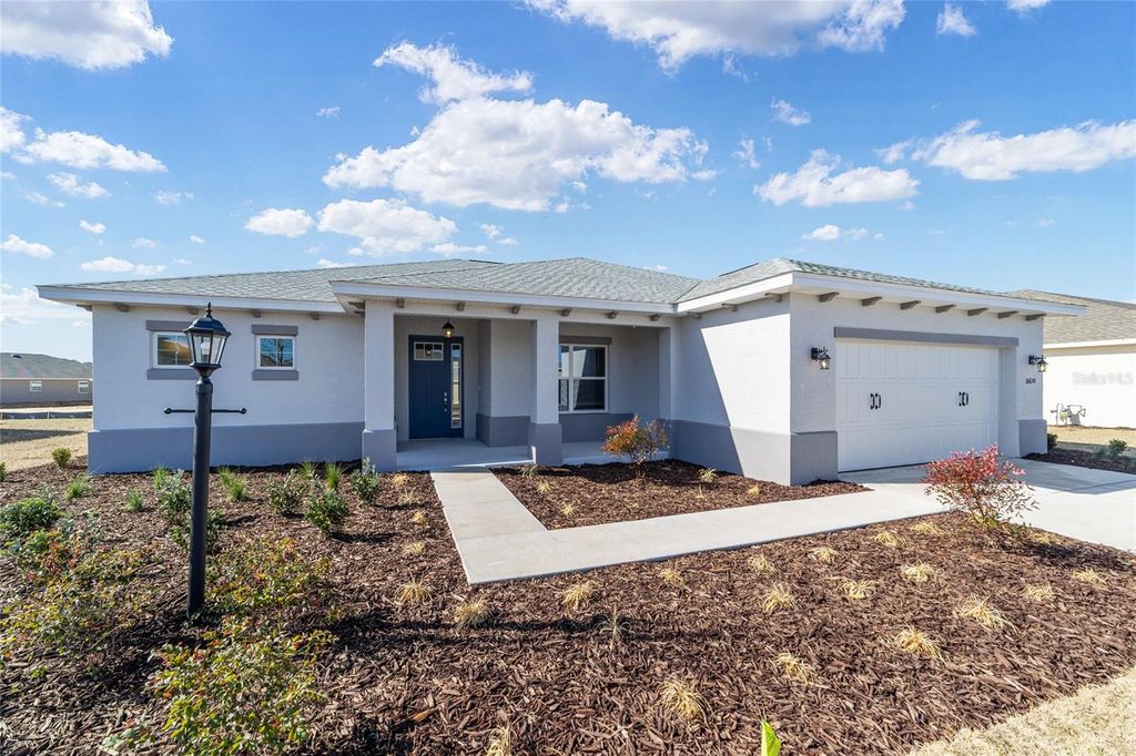 Image 5 of property listing at 10650 SW 101ST LANE ROAD, Ocala, FL 34481