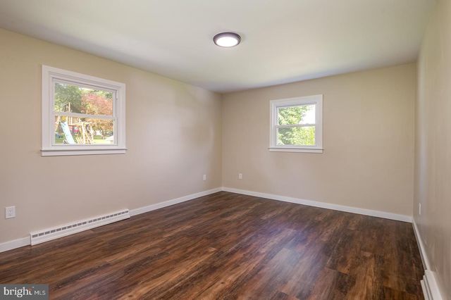 921 SHELBOURNE RD, Reading, PA 19606