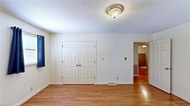 436 Forest Creek Drive, Winston-salem, NC 27107