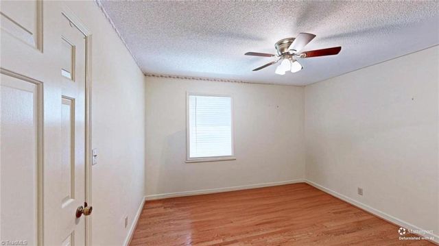 436 Forest Creek Drive, Winston-salem, NC 27107