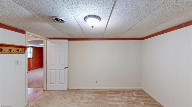 436 Forest Creek Drive, Winston-salem, NC 27107