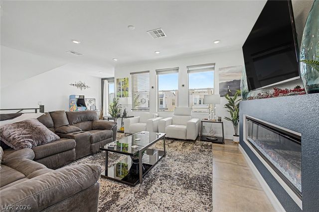 7906 Mountain Lilac Street, Las Vegas, NV 89113