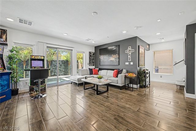7906 Mountain Lilac Street, Las Vegas, NV 89113
