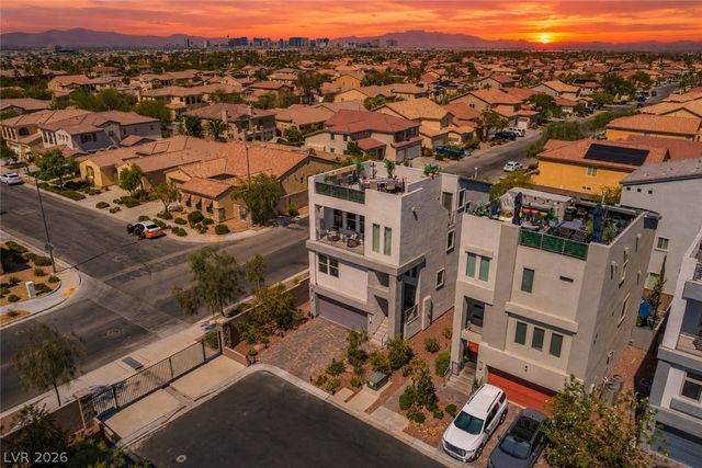 7906 Mountain Lilac Street, Las Vegas, NV 89113