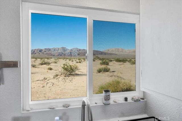 84753 Eddie Albert, 29 Palms, CA 92277