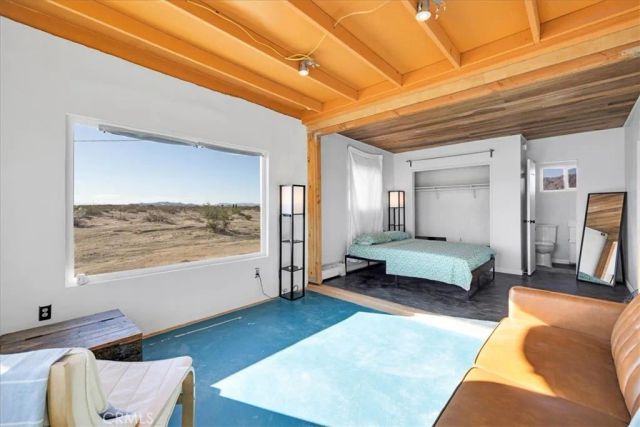 84753 Eddie Albert, 29 Palms, CA 92277