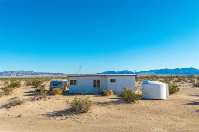 84753 Eddie Albert, 29 Palms, CA 92277