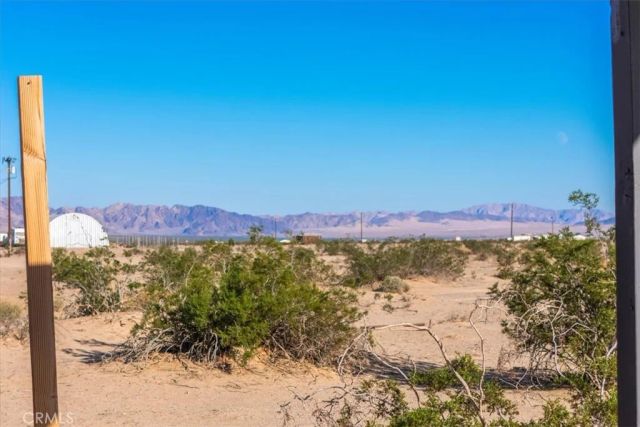 84753 Eddie Albert, 29 Palms, CA 92277