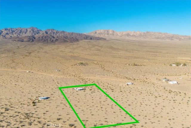 84753 Eddie Albert, 29 Palms, CA 92277