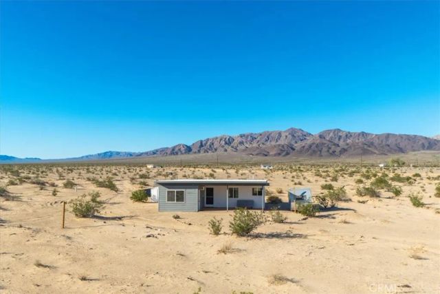 84753 Eddie Albert, 29 Palms, CA 92277