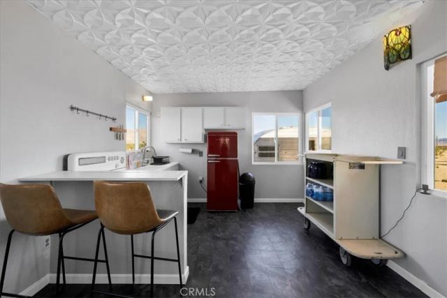 84753 Eddie Albert, 29 Palms, CA 92277