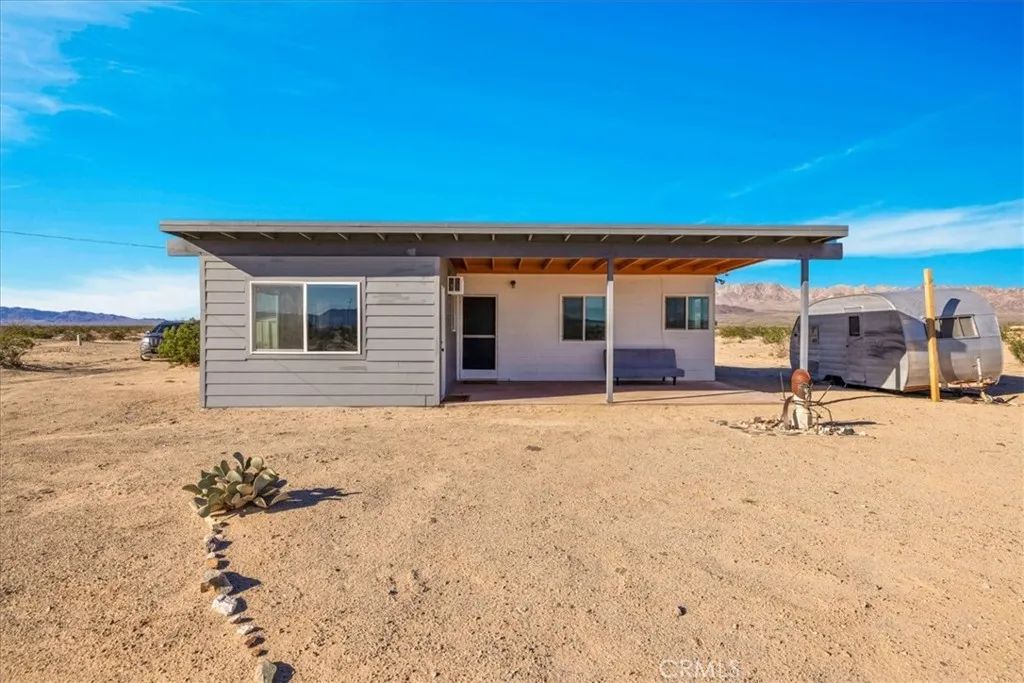 84753 Eddie Albert, 29 Palms, CA 92277
