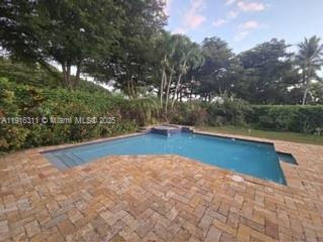 2019 Harbor View Cir, Weston, FL 33327