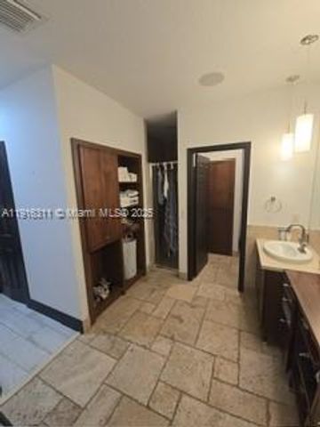 2019 Harbor View Cir, Weston, FL 33327