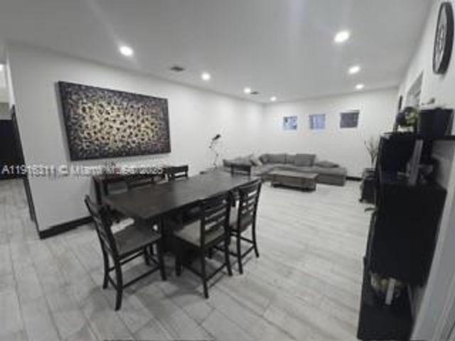 2019 Harbor View Cir, Weston, FL 33327