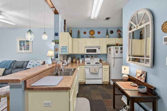 150 Bent Arrow Drive 38, Destin, FL 32541