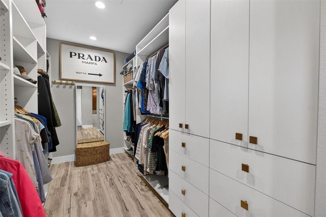 26321 AVENIDA LAS COLINAS, Howey In The Hills, FL 34737