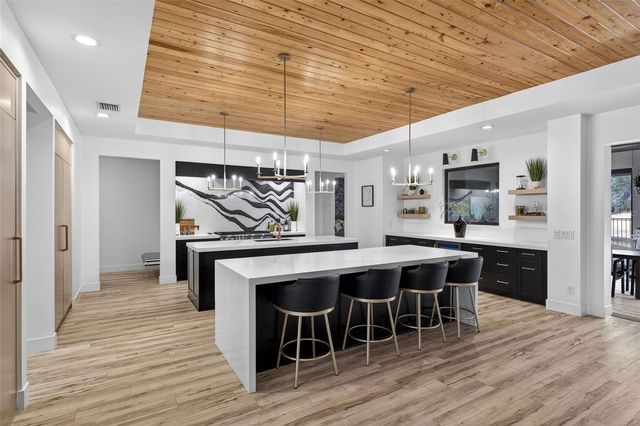 26321 AVENIDA LAS COLINAS, Howey In The Hills, FL 34737