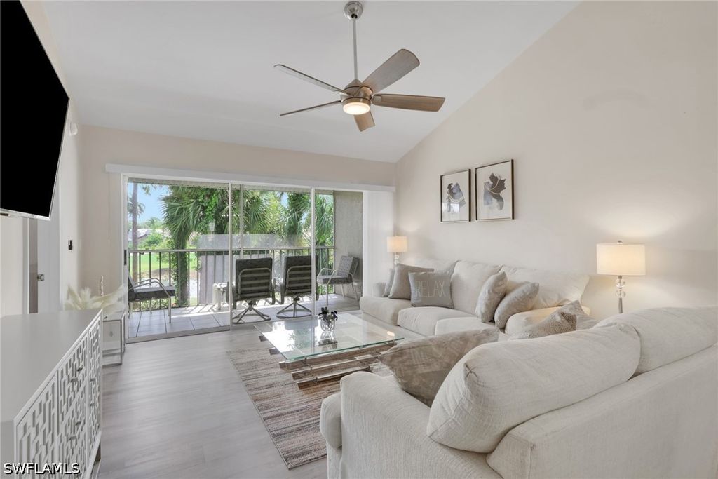 800 Augusta BLVD B201, Naples, FL 34113
