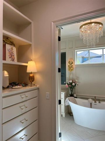 5822 Lakeview Lane, Lake Charles, LA 70605