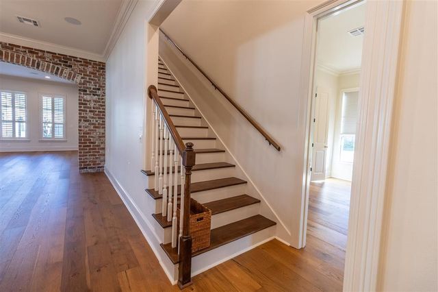 5822 Lakeview Lane, Lake Charles, LA 70605