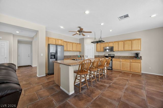 7704 West Mesa Verde Lane, Las Vegas, NV 89113