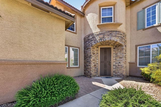 7704 West Mesa Verde Lane, Las Vegas, NV 89113