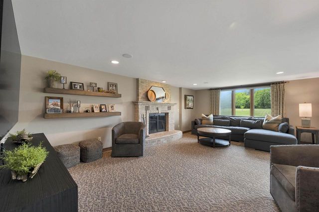 3093 FASCINATION DRIVE, Green Bay, WI 54311
