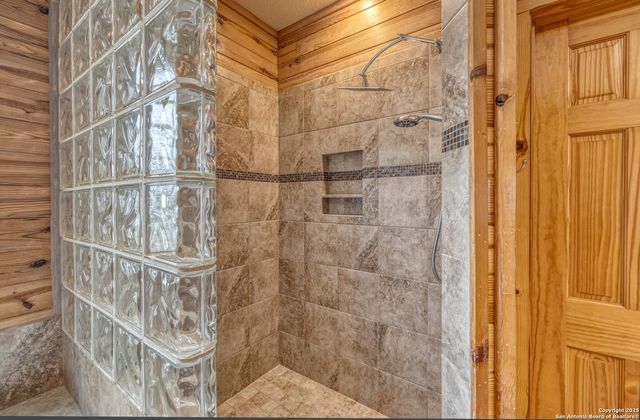 241 Mountain Laurel, Concan, TX 78838