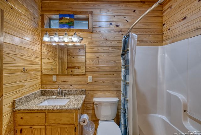 241 Mountain Laurel, Concan, TX 78838