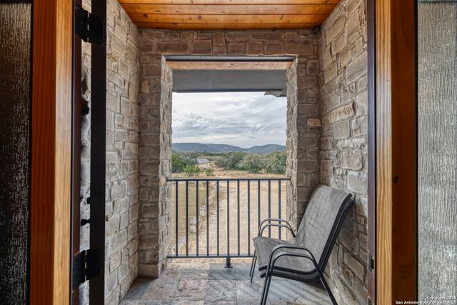 241 Mountain Laurel, Concan, TX 78838