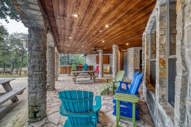 241 Mountain Laurel, Concan, TX 78838