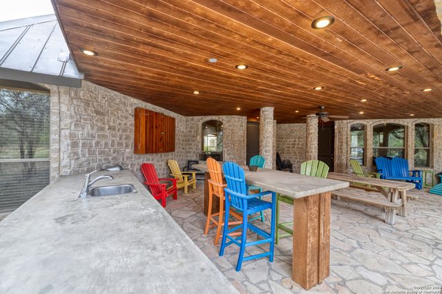 241 Mountain Laurel, Concan, TX 78838