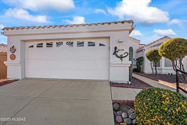 1755 N Vía Cananea, Green Valley, AZ 85614