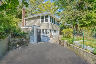 65 Woodlawn Road, Rocky Point, NY 11778