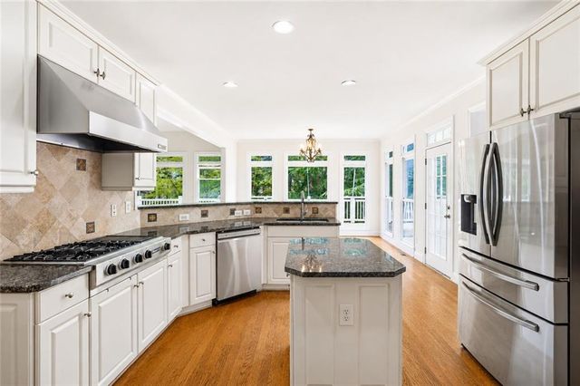 2059 Fairhill Lane NW, Marietta, GA 30064