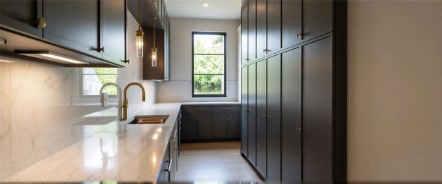 1536 Four Seasons Drive, Colleyville, TX 76034