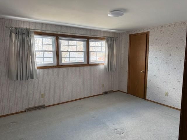 311 Meredith Road, Albert Lea, MN 56007