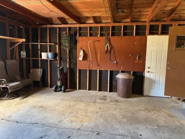 311 Meredith Road, Albert Lea, MN 56007