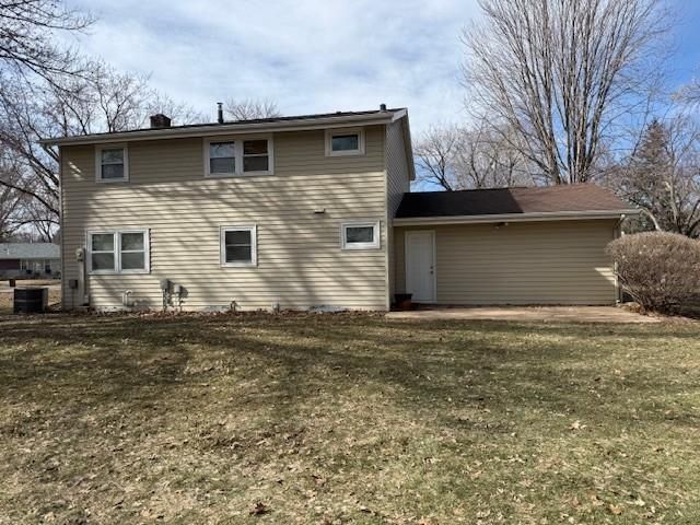 311 Meredith Road, Albert Lea, MN 56007