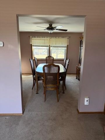 311 Meredith Road, Albert Lea, MN 56007