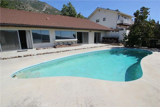 2914 Hopeton, La Crescenta, CA 91214